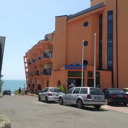 Studio Mirazh * نيسيبار